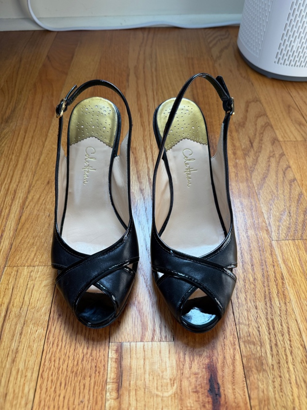 Cole Haan 7 1/2 M black leather/patent trim wedges